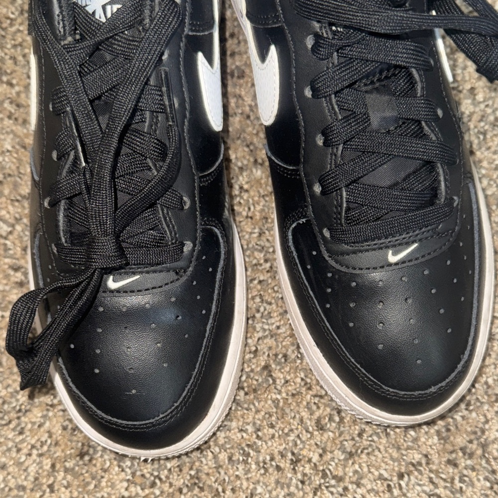 Nike Air-Force 1 EUC - Picture 3 of 6
